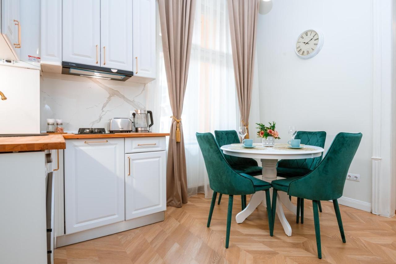 Apartament De Lux Central, P-Ta Matei Corvin Kluž Exteriér fotografie